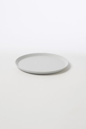 【イチロクイチロクアリタジャパン/1616 arita japan / GOODS】のTY Round Plate 160 人気、トレンドファッション・服の通販 founy(ファニー) 吸水 Absorbent, Quick-Dry シンプル Simple, Minimal スタイリッシュ Stylish, Fashionable 皿 Plate, Dish テーブル Table, Dining Table 人気 Popular, Best Seller フォルム Silhouette, Form フラット Flat, Flat Shoes プレート Plate, Dish ホーム・キャンプ・アウトドア・お取り寄せ Home Living / Home & Lifestyle / Camping Gear / Outdoor Camping キッチン・ダイニング Kitchen & Dining Essentials. Stylish & Functional Tableware キッチン家電・キッチン用品 Kitchen Appliances & Tools |ID:prp329100004958307