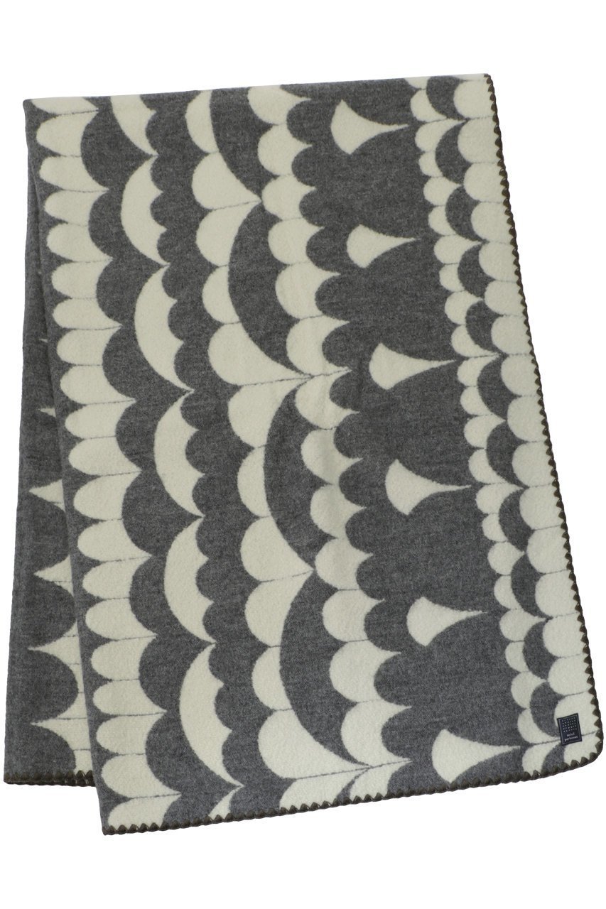 【ミナ ペルホネン/mina perhonen / GOODS】のsea lace ブランケット Large 約210×145cm インテリア・キッズ・メンズ・レディースファッション・服の通販 founy(ファニー) 　2023年　2023　2023春夏・S/S　Spring/Summer 2023 SS23　コレクション　Collection, Seasonal Line　シンプル　Simple, Minimal　ジャカード／ジャガード　Jacquard, Woven Pattern　ブランケット　Blanket, Throw Blanket　グレー|ID: prp329100004958411 ipo3291000000037204145