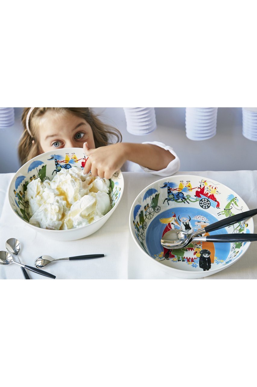 【ムーミン バイ アラビア/MOOMIN by ARABIA / GOODS】のムーミン フレンドシップ サービングボウル - 人気、トレンドファッション・服の通販 founy(ファニー) 　イラスト　Illustration　カラフル　Colorful Design　キャラクター　Character, Licensed Characters　ギフト プレゼント　Gift / Present　テーブル　Table, Dining Table　ホーム・キャンプ・アウトドア・お取り寄せ　Home Living / Home & Lifestyle / Camping Gear / Outdoor Camping　キッチン・ダイニング　Kitchen & Dining Essentials. Stylish & Functional Tableware　キッチン家電・キッチン用品　Kitchen Appliances & Tools　other-2|ID: prp329100004958438 ipo3291000000037204318
