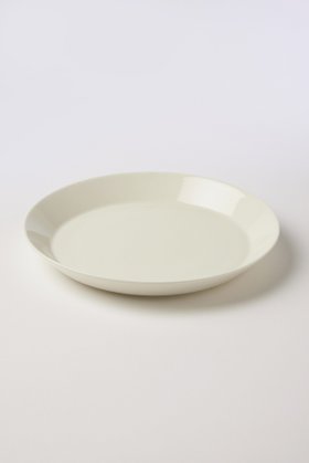 【イッタラ/iittala / GOODS】のティーマ プレート 26cm 人気、トレンドファッション・服の通販 founy(ファニー) コレクション Collection, Seasonal Line シェイプ Shape, Slim Fit スタンダード Standard, Basic テーブル Table, Dining Table 人気 Popular, Best Seller プレート Plate, Dish ホーム・キャンプ・アウトドア・お取り寄せ Home Living / Home & Lifestyle / Camping Gear / Outdoor Camping キッチン・ダイニング Kitchen & Dining Essentials. Stylish & Functional Tableware キッチン家電・キッチン用品 Kitchen Appliances & Tools |ID:prp329100004958473