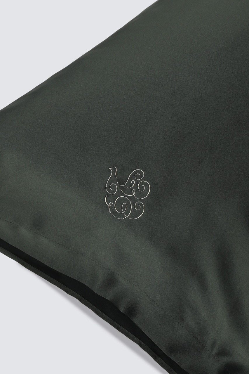 【フートーキョー/Foo Tokyo / GOODS】のシルクピローケース インテリア・キッズ・メンズ・レディースファッション・服の通販 founy(ファニー) 　なめらか　Smooth, Silky Texture　シルク　Silk, 100% Silk　シンプル　Simple, Minimal　リネン　Linen, Linen Fabric　定番　Standard, Basic Item　カーキ|ID: prp329100004958740 ipo3291000000037205955