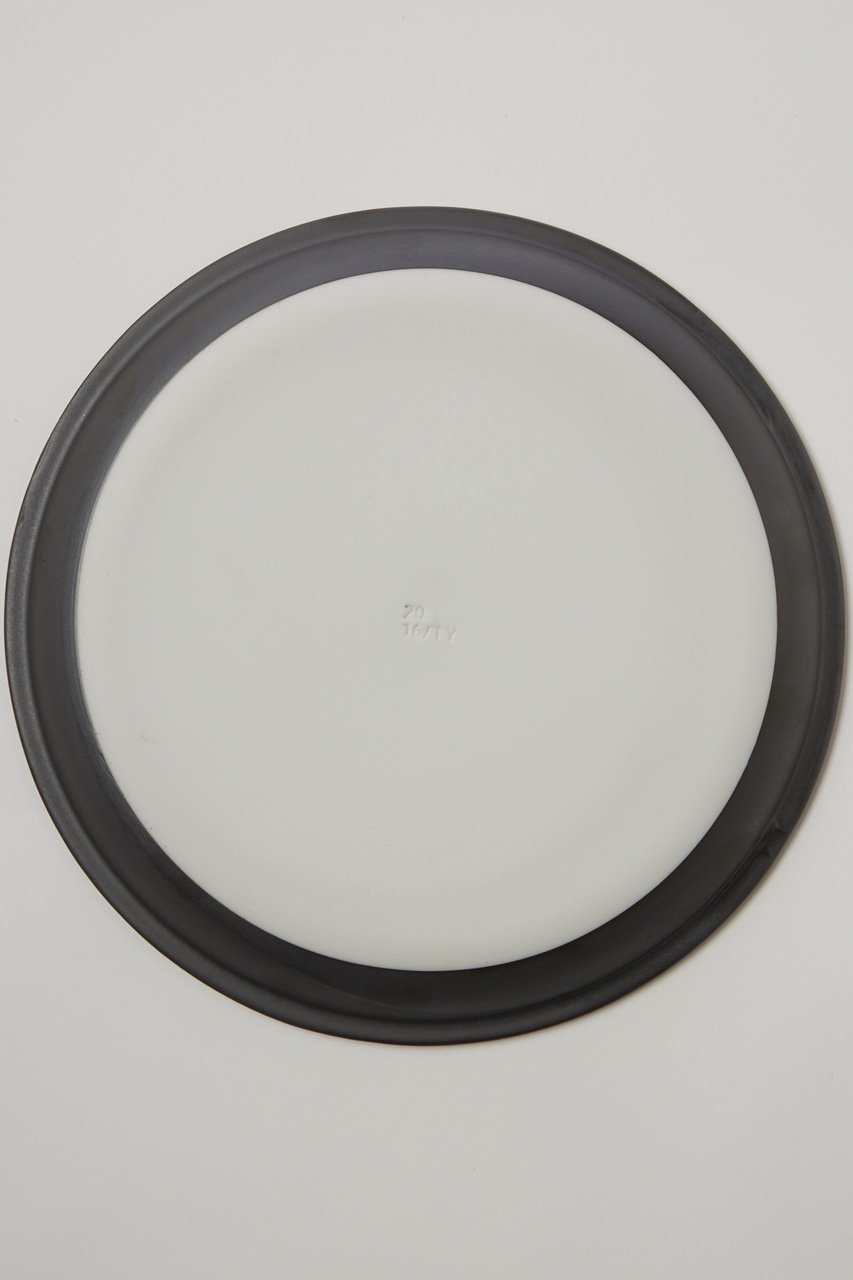 【ニーゼロイチロク/2016 / GOODS】の【Teruhiro Yanagihara】プレート 140 人気、トレンドファッション・服の通販 founy(ファニー) 　イタリア　Italy　テーブル　Table, Dining Table　フォルム　Silhouette, Form　プレート　Plate, Dish　ホーム・キャンプ・アウトドア・お取り寄せ　Home Living / Home & Lifestyle / Camping Gear / Outdoor Camping　キッチン・ダイニング　Kitchen & Dining Essentials. Stylish & Functional Tableware　キッチン家電・キッチン用品　Kitchen Appliances & Tools　other-2|ID: prp329100004959433 ipo3291000000037209518