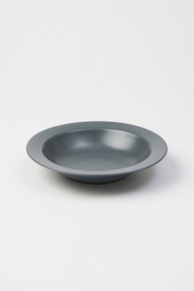 【クラ/Kura / GOODS】のEna ディーププレート/パスタ 人気、トレンドファッション・服の通販 founy(ファニー) おすすめ Recommended / Our Picks テーブル Table, Dining Table フィット Fit, Slim Fit 人気 Popular, Best Seller ホーム・キャンプ・アウトドア・お取り寄せ Home Living / Home & Lifestyle / Camping Gear / Outdoor Camping キッチン・ダイニング Kitchen & Dining Essentials. Stylish & Functional Tableware キッチン家電・キッチン用品 Kitchen Appliances & Tools |ID:prp329100004959444