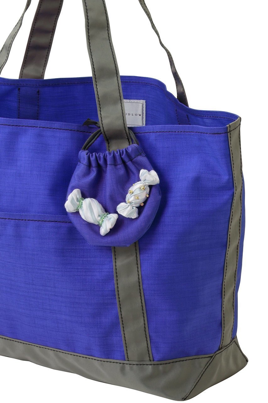 【ラドロー/LUDLOW】の【ELLE SHOP限定】Nylon tote with mini pouch 人気、トレンドファッション・服の通販 founy(ファニー) 　ファッション　Fashion　レディースファッション　Fashion for Women　バッグ　Bags　スペシャル　Special, Limited Edition　チャーム　Charm, Pendant　ポーチ　Pouch, Small Case　モチーフ　Motif, Design Theme　再入荷　Restock / Back in Stock　別注　Limited Edition, Custom Order　夏　Summer　巾着　Drawstring Bag, Kinchaku　other-4|ID: prp329100004960043 ipo3291000000037213930