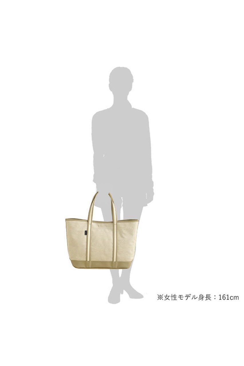 【ポーター ピーオーティーアール/PORTER POTR】の【4/29 10:00販売開始】【PORTER】BOYFRIEND TOTE CHAMBRAY/ボーイフレンド トート シャンブレー トートバッグ(L) 人気、トレンドファッション・服の通販 founy(ファニー) 　ファッション　Fashion　レディースファッション　Fashion for Women　バッグ　Bags　ユニセックス　Unisex, Genderless　シャンブレー　Chambray, Denim-Like Fabric　シンプル　Simple, Minimal　ポケット　Pocket, Pocket Detail　メッシュ　Mesh, Net Fabric　エレガント 上品　Elegant　軽量　Lightweight, Ultra Light　ビジネス 仕事 通勤　Business / Work / Commuting　other-8|ID: prp329100004960053 ipo3291000000037214038
