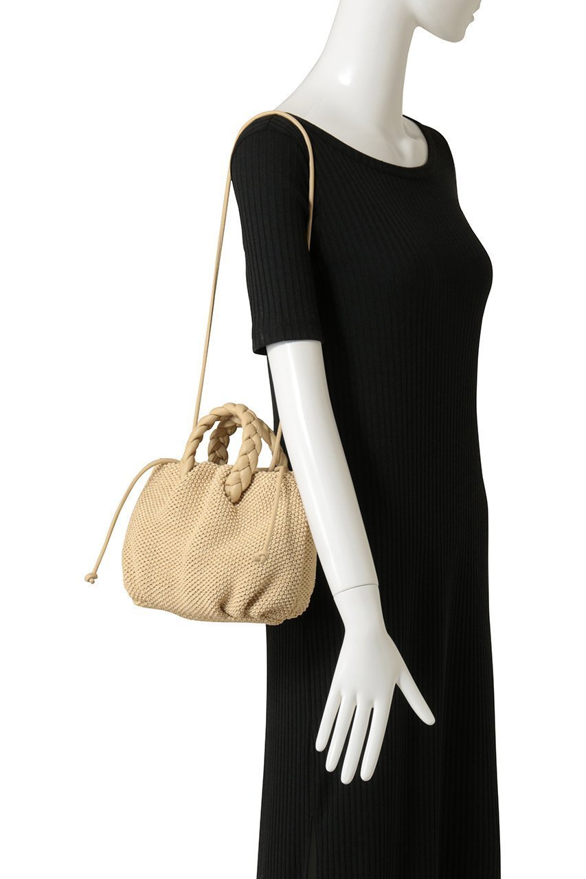 【ヘリュー/HEREU】のBombon M Soft Viscose ハンドバッグ 人気、トレンドファッション・服の通販 founy(ファニー) 　ファッション　Fashion　レディースファッション　Fashion for Women　バッグ　Bags　フォルム　Silhouette, Form　ラフィア　Raffia, Natural Straw　エレガント 上品　Elegant　夏　Summer　定番　Standard, Basic Item　新作・新入荷　New Arrivals / New In　春　Spring　S/S・春夏　SS, Spring/Summer, Warm Season　other-2|ID: prp329100004960059 ipo3291000000037214086