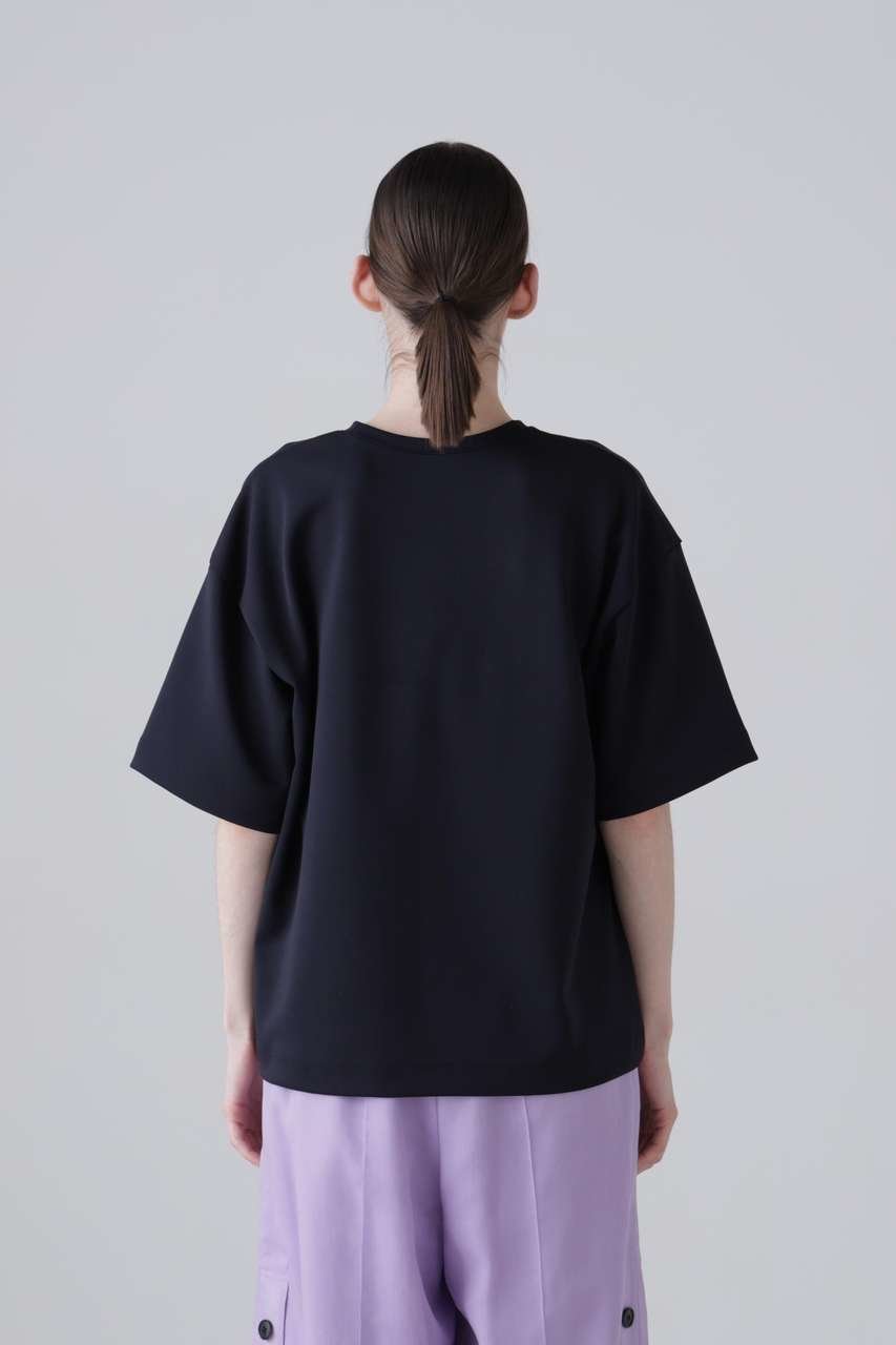 【アドーア/ADORE】のエンボスジャージー 人気、トレンドファッション・服の通販 founy(ファニー) 　ファッション　Fashion　レディースファッション　Fashion for Women　トップス・カットソー　Cut & Sew Tops　シャツ・ブラウス・オフィスカジュアル　Elegant Blouses & Button-Ups　ロングTシャツ・Tシャツ　Longline T-Shirts & Tees　カットソー・ベーシックTシャツ　Cut-and-Sewn Tops / Stretch Tees & Basics　ショート　Short, Short Length　シンプル　Simple, Minimal　スリーブ　Sleeve, Long Sleeve / Short Sleeve　フロント　Front, Front Design　ボトム　Bottoms, Lower Wear　モチーフ　Motif, Design Theme　新作・新入荷　New Arrivals / New In　other-4|ID: prp329100004960097 ipo3291000000037214394