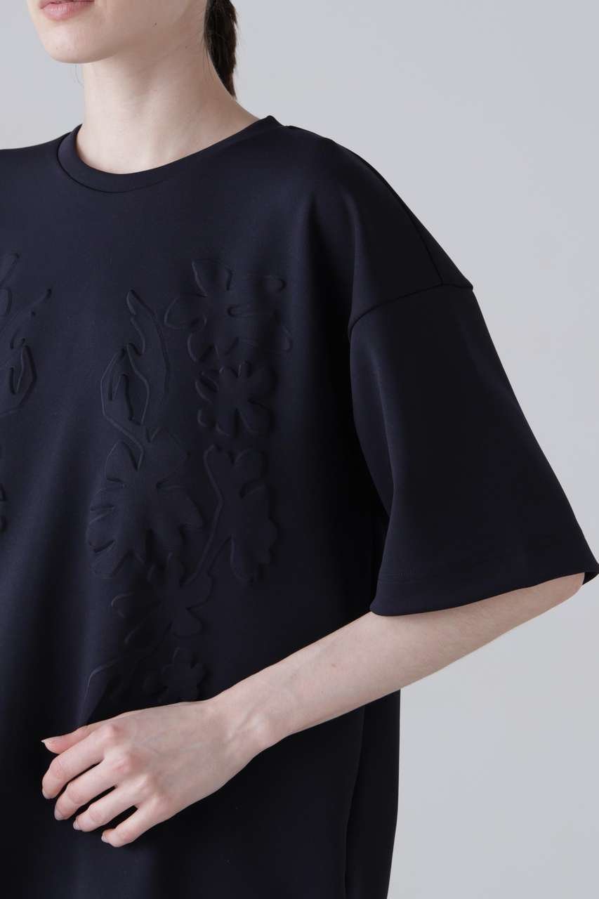 【アドーア/ADORE】のエンボスジャージー 人気、トレンドファッション・服の通販 founy(ファニー) 　ファッション　Fashion　レディースファッション　Fashion for Women　トップス・カットソー　Cut & Sew Tops　シャツ・ブラウス・オフィスカジュアル　Elegant Blouses & Button-Ups　ロングTシャツ・Tシャツ　Longline T-Shirts & Tees　カットソー・ベーシックTシャツ　Cut-and-Sewn Tops / Stretch Tees & Basics　ショート　Short, Short Length　シンプル　Simple, Minimal　スリーブ　Sleeve, Long Sleeve / Short Sleeve　フロント　Front, Front Design　ボトム　Bottoms, Lower Wear　モチーフ　Motif, Design Theme　新作・新入荷　New Arrivals / New In　other-6|ID: prp329100004960097 ipo3291000000037214396