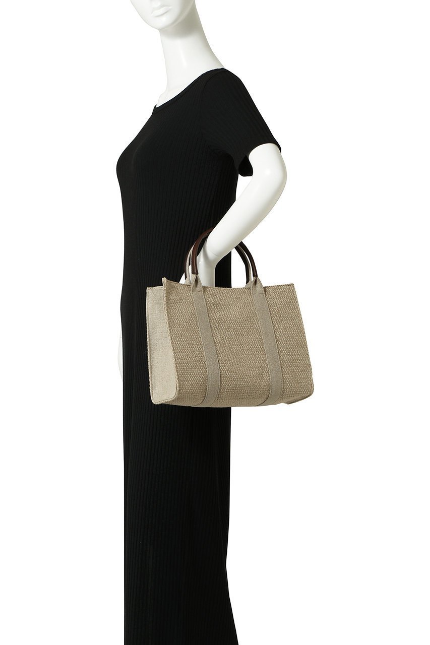 【ザ ロウ/THE ROW】のGEORGIA TOTE 人気、トレンドファッション・服の通販 founy(ファニー) 　ファッション　Fashion　レディースファッション　Fashion for Women　バッグ　Bags　スクエア　Square, Square Shape　ビーチ　Beach, Seaside　フォルム　Silhouette, Form　リゾート　Resort, Vacation Style　夏　Summer　新作・新入荷　New Arrivals / New In　春　Spring　S/S・春夏　SS, Spring/Summer, Warm Season　other-2|ID: prp329100004960173 ipo3291000000037214995