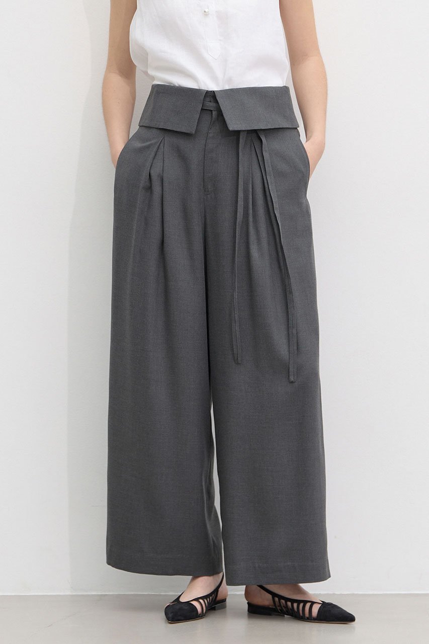 【マルティニーク/martinique】のウエスト折り返しワイドパンツ インテリア・キッズ・メンズ・レディースファッション・服の通販 founy(ファニー) 　ファッション　Fashion　レディースファッション　Fashion for Women　パンツ　Pants & Trousers　おすすめ　Recommended / Our Picks　シャーリング　Shirring, Ruched　フロント　Front, Front Design　リボン　Ribbon, Bow　リラックス　Relax, Relaxed Fit　ワイド　Wide, Wide Fit　夏　Summer　新作・新入荷　New Arrivals / New In　チャコールグレー|ID: prp329100004963295 ipo3291000000037233669