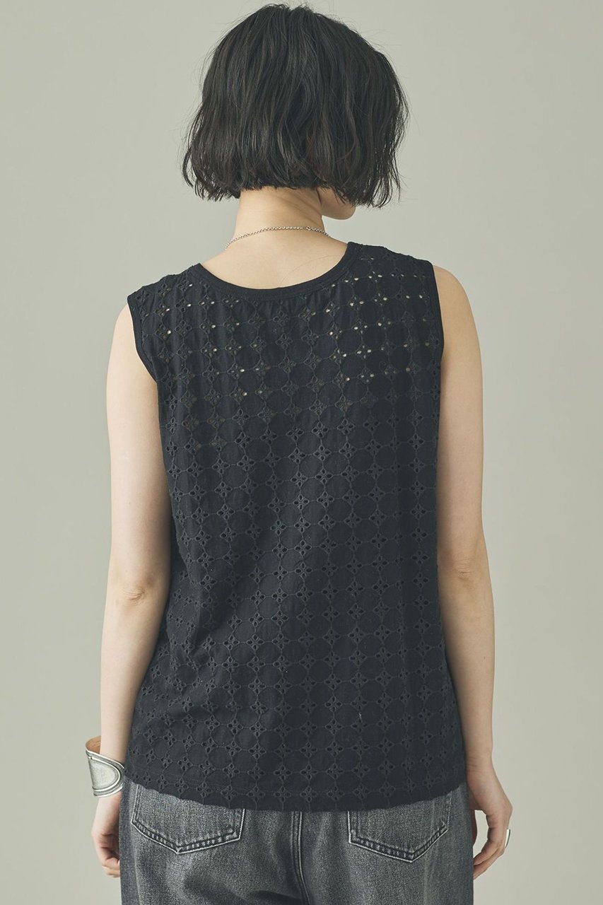 【カレンソロジー/Curensology】のカットエンブロイダリーノースリーブプルオーバー 人気、トレンドファッション・服の通販 founy(ファニー) 　ファッション　Fashion　レディースファッション　Fashion for Women　トップス・カットソー　Cut & Sew Tops　キャミソール&ノースリーブ　Camisoles & Sleeveless Tops　シャツ・ブラウス・オフィスカジュアル　Elegant Blouses & Button-Ups　カジュアルプルオーバー・ニットトップス　Pullovers & Knit Tops / Casual Pullovers　おすすめ　Recommended / Our Picks　インナー　Innerwear　カットソー　Cut and Sewn Top　カーディガン　Cardigan, Knitwear　ジャケット　Jacket, Outerwear　セットアップ　Set-Up, Coordinated Outfit　ノースリーブ　Sleeveless, No-Sleeve　エレガント 上品　Elegant　新作・新入荷　New Arrivals / New In　other-4|ID: prp329100004963313 ipo3291000000037233814