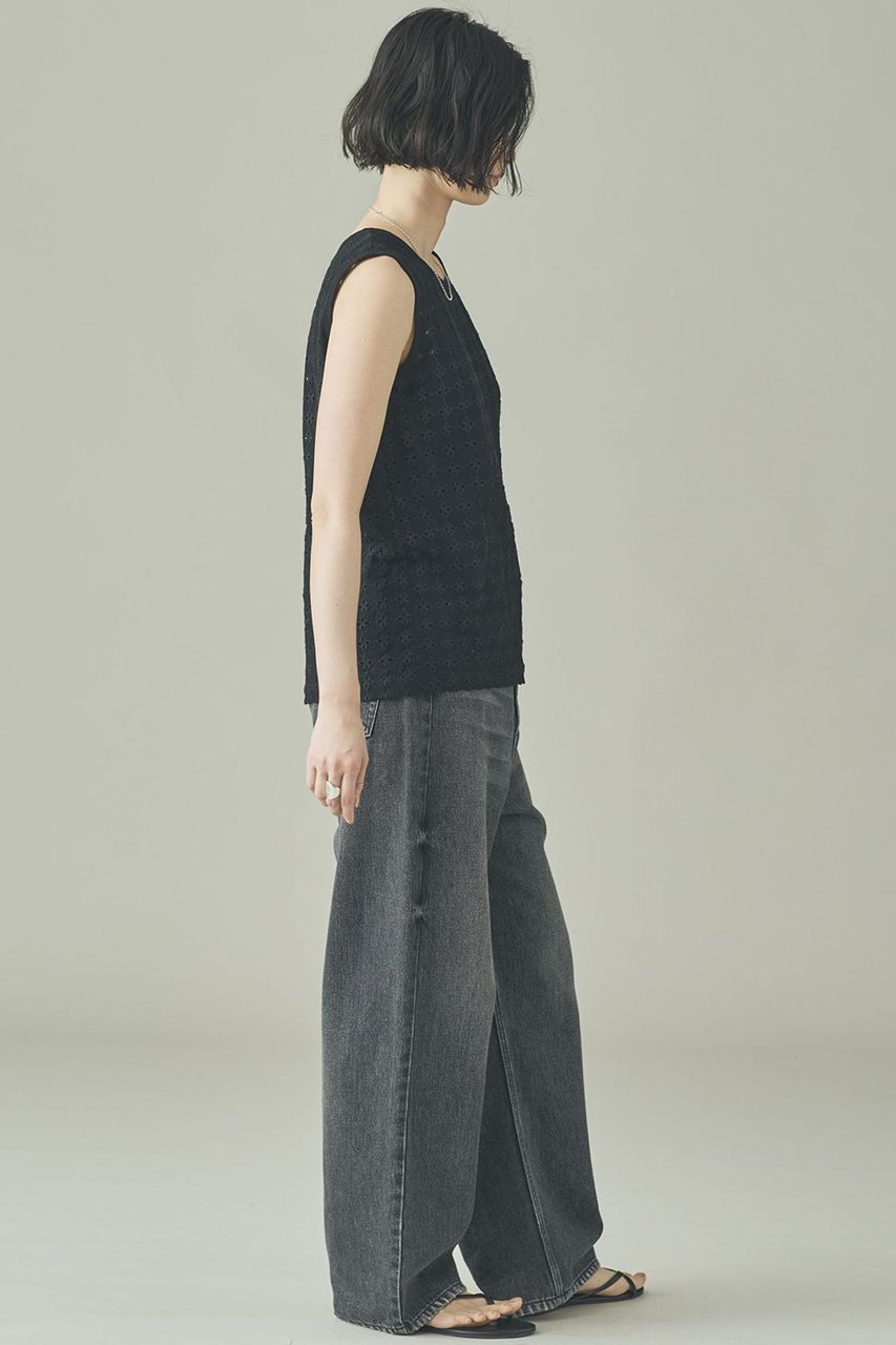 【カレンソロジー/Curensology】のカットエンブロイダリーノースリーブプルオーバー 人気、トレンドファッション・服の通販 founy(ファニー) 　ファッション　Fashion　レディースファッション　Fashion for Women　トップス・カットソー　Cut & Sew Tops　キャミソール&ノースリーブ　Camisoles & Sleeveless Tops　シャツ・ブラウス・オフィスカジュアル　Elegant Blouses & Button-Ups　カジュアルプルオーバー・ニットトップス　Pullovers & Knit Tops / Casual Pullovers　おすすめ　Recommended / Our Picks　インナー　Innerwear　カットソー　Cut and Sewn Top　カーディガン　Cardigan, Knitwear　ジャケット　Jacket, Outerwear　セットアップ　Set-Up, Coordinated Outfit　ノースリーブ　Sleeveless, No-Sleeve　エレガント 上品　Elegant　新作・新入荷　New Arrivals / New In　other-6|ID: prp329100004963313 ipo3291000000037233816