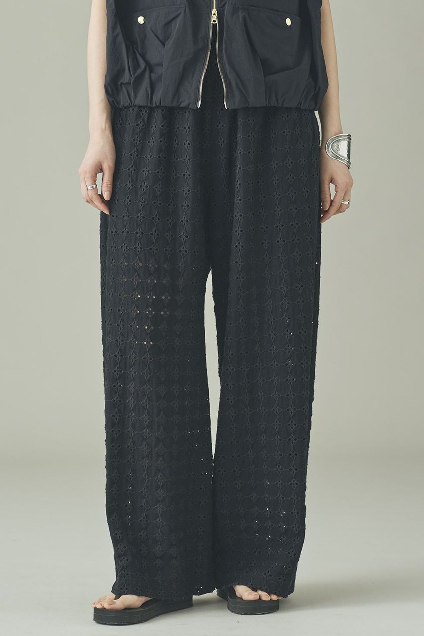 【カレンソロジー/Curensology】のカットエンブロイダリーパンツ インテリア・キッズ・メンズ・レディースファッション・服の通販 founy(ファニー) 　ファッション　Fashion　レディースファッション　Fashion for Women　パンツ　Pants & Trousers　カットソー　Cut and Sewn Top　シアー　Sheer, See-Through　シンプル　Simple, Minimal　ワイド　Wide, Wide Fit　エレガント 上品　Elegant　新作・新入荷　New Arrivals / New In　ブラック|ID: prp329100004963315 ipo3291000000037233829