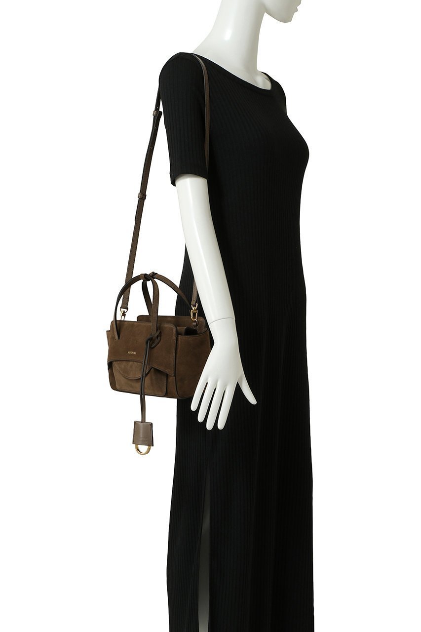 【プルミエ アロンディスモン/1er Arrondissement】の【HIDESINS】バッグ 大人の最旬トレンドファッション＆コーディネート founy(ファウニー) 　ファッション　Fashion　レディースファッション　Fashion for Women　バッグ　Bags　イタリア　Italy　スマート　Smart, Elegant　チャーム　Charm, Pendant　ファブリック　Fabric, Textile　フォルム　Silhouette, Form　フロント　Front, Front Design　ポーチ　Pouch, Small Case　モダン　Modern, Contemporary　新作・新入荷　New Arrivals / New In　other-2|ID: prp329100004963320 ipo3291000000037233866