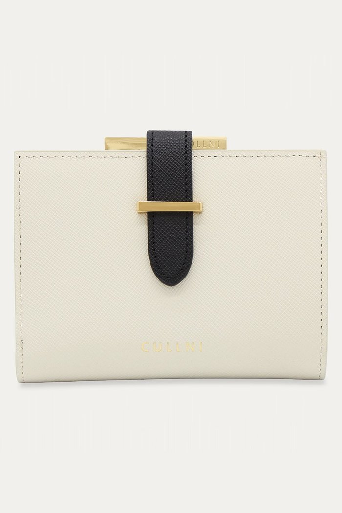 【クルニ/CULLNI】のLeather クラスプ ベルト ウォレット インテリア・キッズ・メンズ・レディースファッション・服の通販 founy(ファニー) https://founy.com/ ファッション Fashion レディースファッション Fashion for Women ミニ財布・二つ折り財布 Wallets & Card Cases ベルト&ウエストマーク Belts & Waist Accessories ユニセックス Unisex, Genderless ウォレット Wallet コンパクト Compact, Small Size ボックス Boxy, Box Shape ポケット Pocket, Pocket Detail 新作・新入荷 New Arrivals / New In 財布 Wallet, Purse |ID: prp329100004963350 ipo3291000000037234071