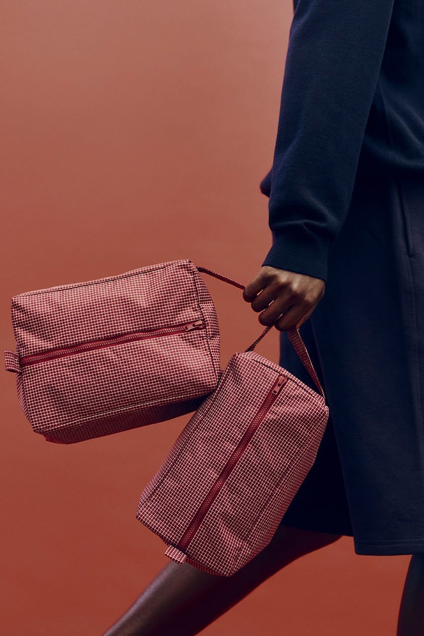 【ヘイ/HAY / GOODS】のGRID WASH BAG M 人気、トレンドファッション・服の通販 founy(ファニー) 　シンプル　Simple, Minimal　ジップ　Zip, Zipper　スマート　Smart, Elegant　チェック　Check, Plaid, Tartan　新作・新入荷　New Arrivals / New In　旅行　Travel　other-2|ID: prp329100004963418 ipo3291000000037234579