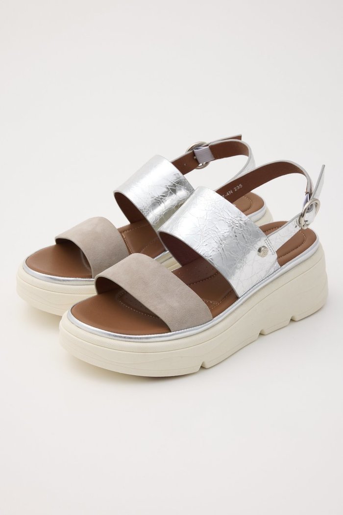【スタッカート/STACCATO】のグリッターコンビクラウドルライトサンダル インテリア・キッズ・メンズ・レディースファッション・服の通販 founy(ファウニー) https://founy.com/ ファッション Fashion レディースファッション Fashion for Women インソール Shoe Insole クッション Cushion, Throw Pillow コンビ Combo, Combination Style サンダル Sandals, Summer Shoes シンプル Simple, Minimal フィット Fit, Slim Fit 新作・新入荷 New Arrivals / New In 軽量 Lightweight, Ultra Light |ID: prp329100004963643 ipo3291000000037243215