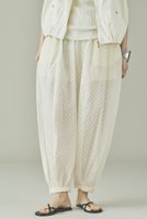 【カレンソロジー/Curensology】のドットジャカードパンツ 大人の最旬トレンドファッション＆コーディネート founy(ファウニー) ファッション Fashion レディースファッション Fashion for Women パンツ Pants & Trousers インド Indian Textile エレガント 上品 Elegant ギャザー Gathered, Ruffled シアー Sheer, See-Through ショート Short, Short Length ドット Polka Dot, Dot Pattern バルーン Balloon, Balloon Silhouette ペチコート Petticoat, Underskirt リラックス Relax, Relaxed Fit 新作・新入荷 New Arrivals / New In |ID:prp329100004963708