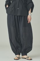 【カレンソロジー/Curensology】のドットジャカードパンツ 大人の最旬トレンドファッション＆コーディネート founy(ファウニー) ファッション Fashion レディースファッション Fashion for Women パンツ Pants & Trousers インド Indian Textile エレガント 上品 Elegant ギャザー Gathered, Ruffled シアー Sheer, See-Through ショート Short, Short Length ドット Polka Dot, Dot Pattern バルーン Balloon, Balloon Silhouette ペチコート Petticoat, Underskirt リラックス Relax, Relaxed Fit 新作・新入荷 New Arrivals / New In thumbnail ブラック|ID: prp329100004963708 ipo3291000000037243723