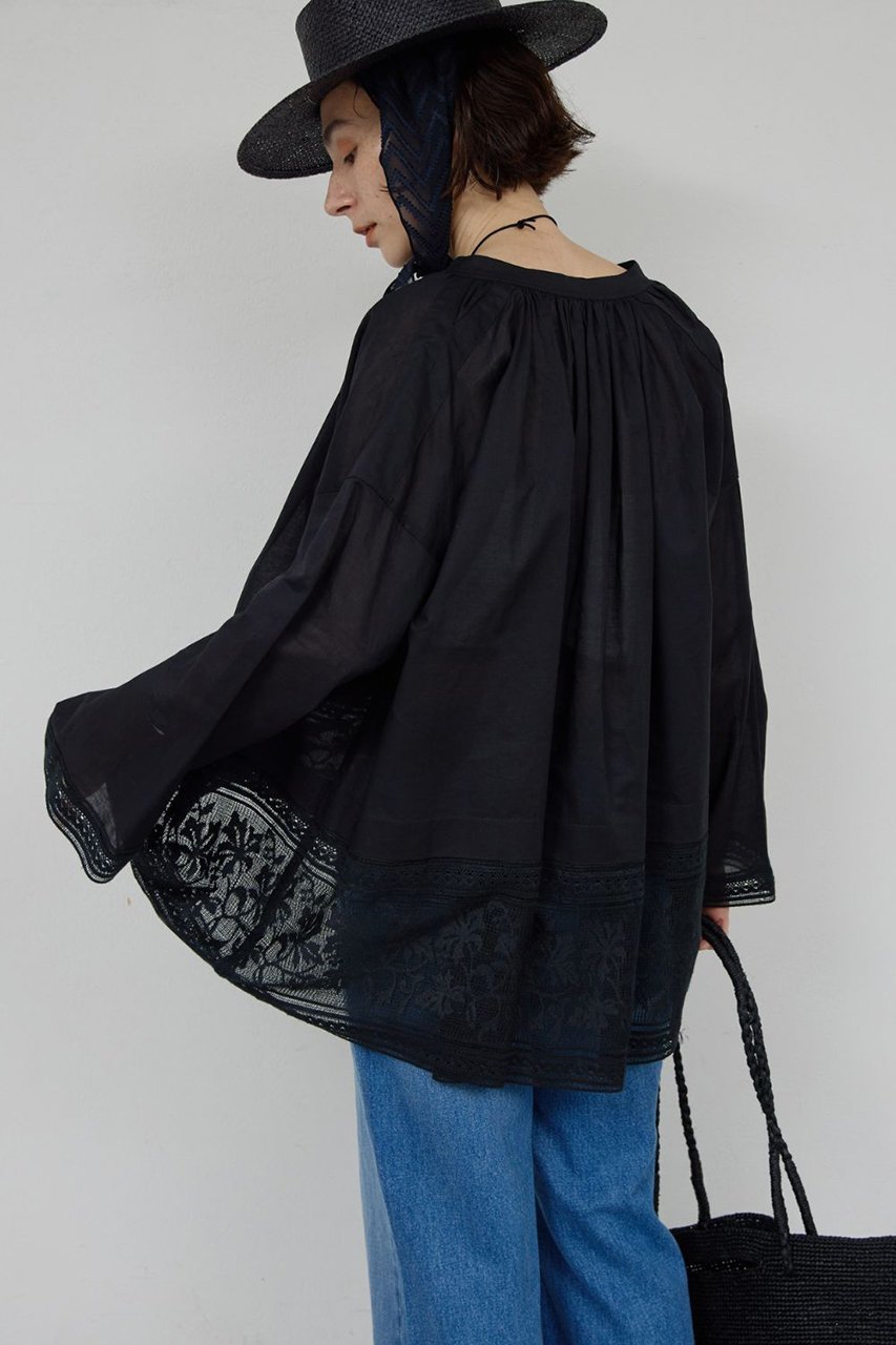 【ガリャルダガランテ/GALLARDAGALANTE】の刺繍チャーチブラウス 大人の最旬トレンドファッション＆コーディネート founy(ファウニー) 　ファッション　Fashion　レディースファッション　Fashion for Women　トップス・カットソー　Cut & Sew Tops　シャツ・ブラウス・オフィスカジュアル　Elegant Blouses & Button-Ups　おすすめ　Recommended / Our Picks　ギャザー　Gathered, Ruffled　シアー　Sheer, See-Through　シンプル　Simple, Minimal　スリーブ　Sleeve, Long Sleeve / Short Sleeve　ロング　Long, Long-Length　夏　Summer　新作・新入荷　New Arrivals / New In　春　Spring　S/S・春夏　SS, Spring/Summer, Warm Season　other-7|ID: prp329100004970990 ipo3291000000037278232