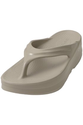 【ウーフォス/OOFOS】 OOmega大人の最旬トレンドファッション＆コーディネート founy(ファウニー) ファッション Fashion レディースファッション Fashion for Women サンダル Sandals, Summer Shoes スタイリッシュ Stylish, Fashionable ビーチ Beach, Seaside リゾート Resort, Vacation Style 人気 Popular, Best Seller 定番 Standard, Basic Item 新作・新入荷 New Arrivals / New In |ID:prp329100004971335