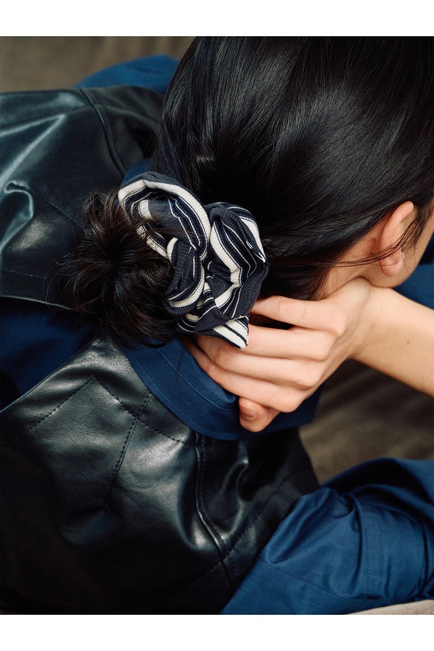 【ヘイップ/heyep】のMulti-Stripe Knit Scrunchie 大人の最旬トレンドファッション＆コーディネート founy(ファウニー) 　ファッション　Fashion　レディースファッション　Fashion for Women　トップス・カットソー　Cut & Sew Tops　ニット　Knit Tops & Sweaters　シュシュ&ヘアアクセ/ヘアアレンジ　Scrunchies & Hair Accessories　アクセサリー　Fashion Accessories　ストライプ　Stripe, Striped Pattern　バングル　Bangle, Bracelet　ヘアアクセ　Hair Accessory, Hair Clip　新作・新入荷　New Arrivals / New In　other-2|ID: prp329100004975516 ipo3291000000037298205