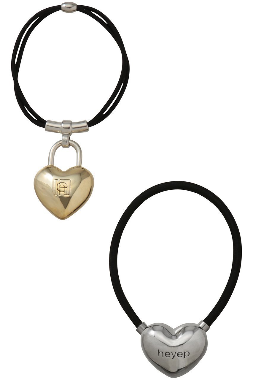 【ヘイップ/heyep】のHeart Charm Hair Ties(2P Set) インテリア・キッズ・メンズ・レディースファッション・服の通販 founy(ファウニー) 　ファッション　Fashion　レディースファッション　Fashion for Women　シュシュ&ヘアアクセ/ヘアアレンジ　Scrunchies & Hair Accessories　おすすめ　Recommended / Our Picks　アクセサリー　Fashion Accessories　ブレスレット　Bracelet, Wristband　メタリック　Metallic, Shiny Finish　新作・新入荷　New Arrivals / New In　ブラック|ID: prp329100004975518 ipo3291000000037298217