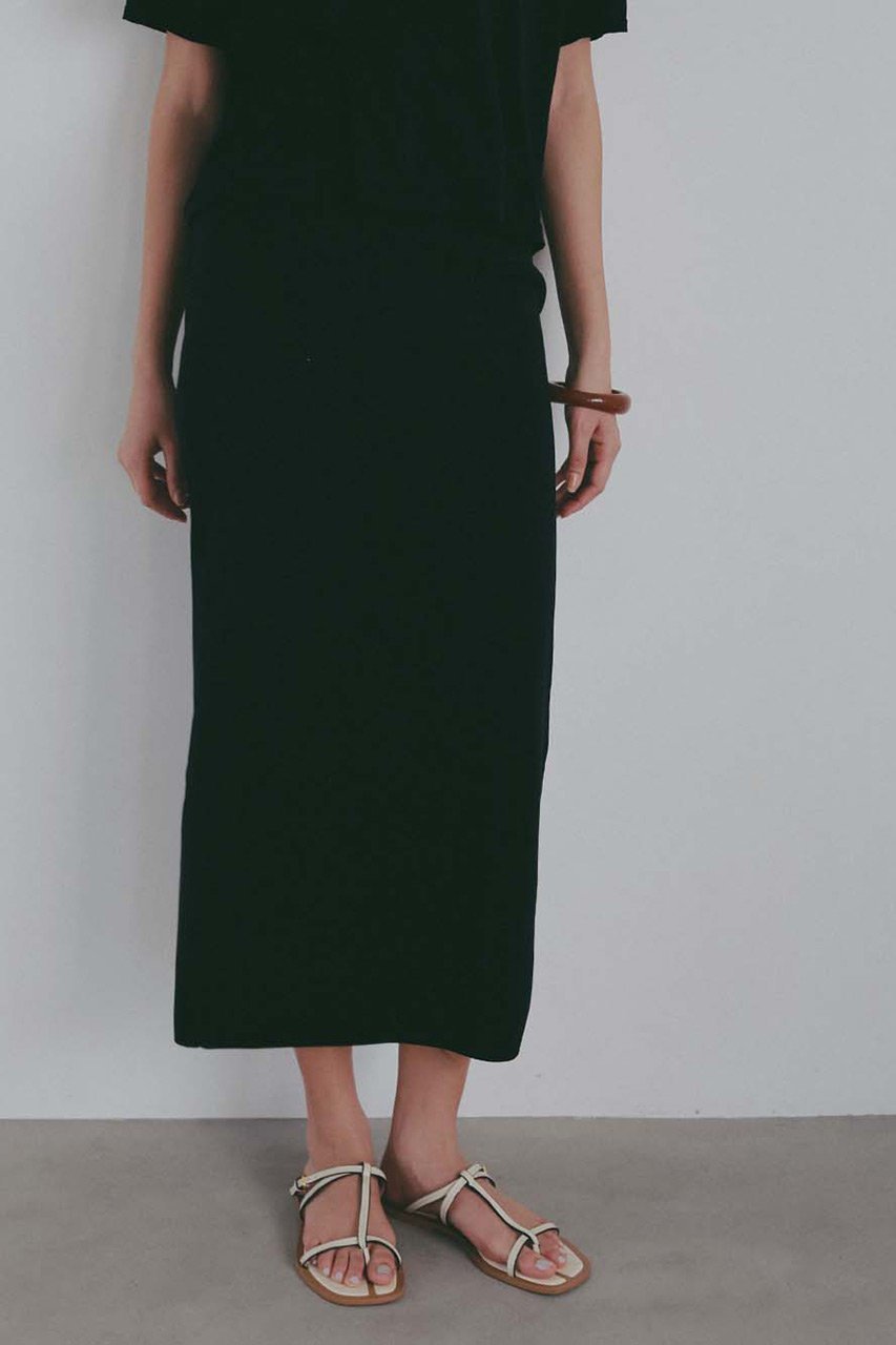 【ハー/HER.】のコットンシルクタイトスカート インテリア・キッズ・メンズ・レディースファッション・服の通販 founy(ファウニー) 　ファッション　Fashion　レディースファッション　Fashion for Women　スカート　Skirts　ロングスカート　Long Skirts / Maxi & Midi Skirts　シルク　Silk, 100% Silk　シンプル　Simple, Minimal　ストレッチ　Stretch, Stretchy Fabric　スリット　Slit, Slit Detail　セットアップ　Set-Up, Coordinated Outfit　ミックス　Mix, Mixed Style　ロング　Long, Long-Length　エレガント 上品　Elegant　新作・新入荷　New Arrivals / New In　ブラック|ID: prp329100004984053 ipo3291000000037336399