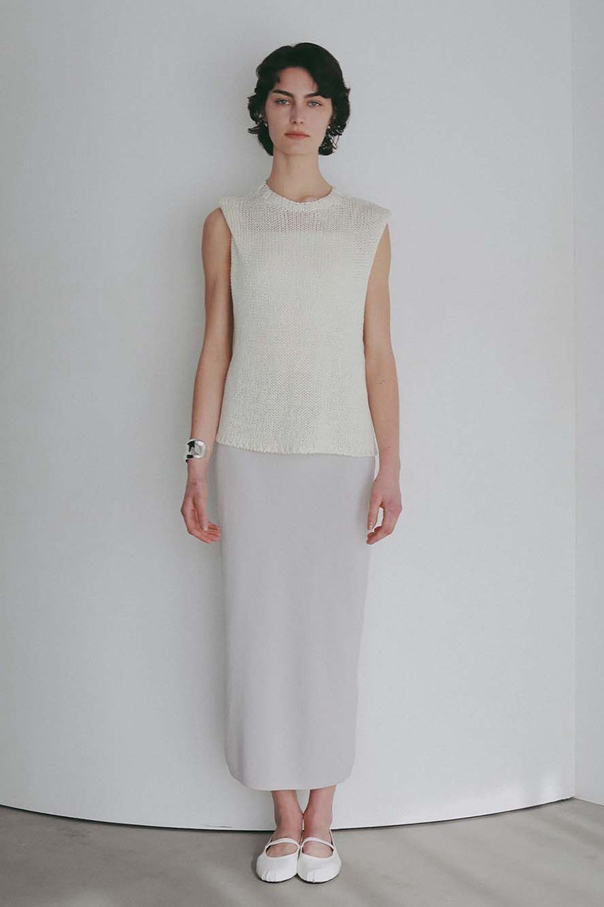 【ハー/HER.】のコットンシルクタイトスカート 大人の最旬トレンドファッション＆コーディネート founy(ファウニー) 　ファッション　Fashion　レディースファッション　Fashion for Women　スカート　Skirts　ロングスカート　Long Skirts / Maxi & Midi Skirts　シルク　Silk, 100% Silk　シンプル　Simple, Minimal　ストレッチ　Stretch, Stretchy Fabric　スリット　Slit, Slit Detail　セットアップ　Set-Up, Coordinated Outfit　ミックス　Mix, Mixed Style　ロング　Long, Long-Length　エレガント 上品　Elegant　新作・新入荷　New Arrivals / New In　other-2|ID: prp329100004984053 ipo3291000000037336403