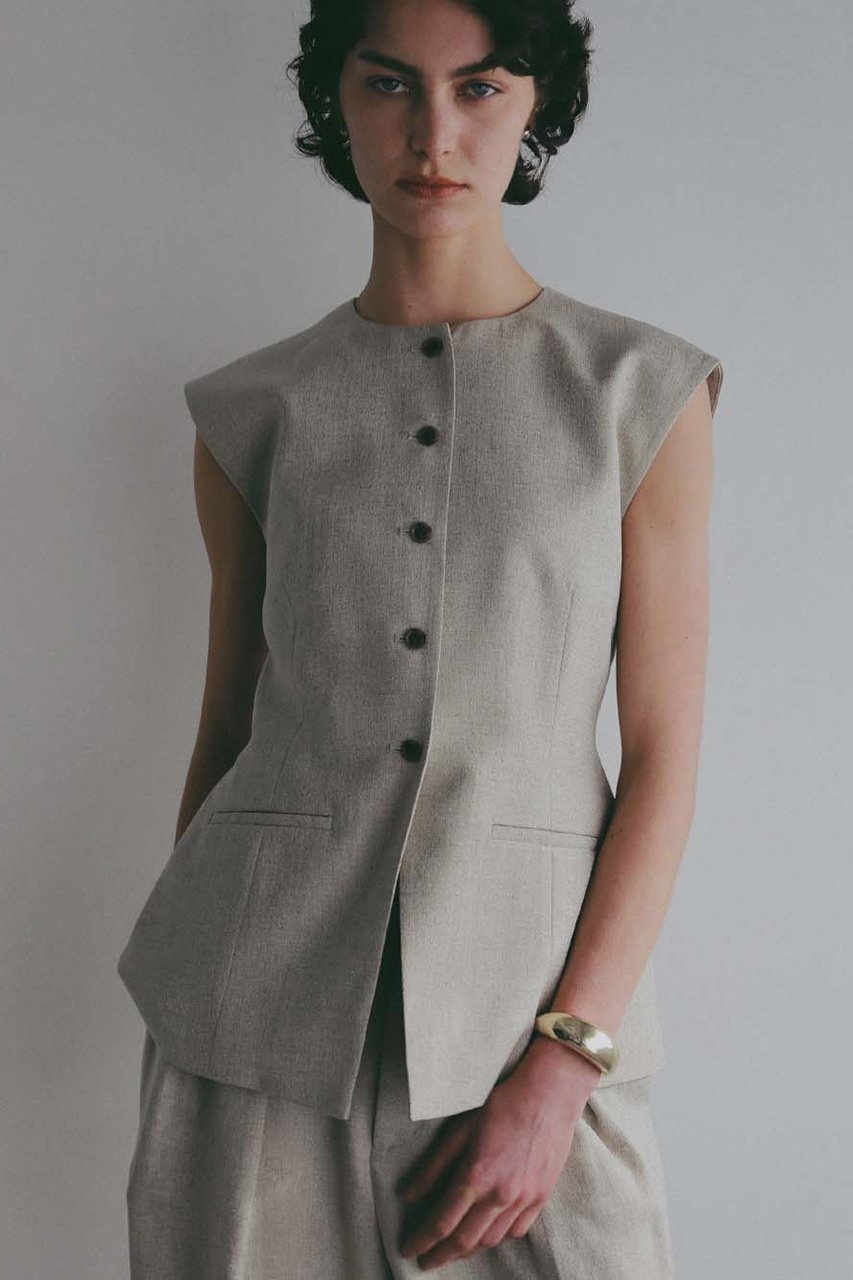 【ハー/HER.】のリネンライクジレ インテリア・キッズ・メンズ・レディースファッション・服の通販 founy(ファウニー) 　ファッション　Fashion　レディースファッション　Fashion for Women　アウター　Coat / Outerwear Collection　レディースジャケット・軽アウター　Jackets　おすすめ　Recommended / Our Picks　シェイプ　Shape, Slim Fit　ジャケット　Jacket, Outerwear　セットアップ　Set-Up, Coordinated Outfit　デニム　Denim, Jeans Material　ベスト　Vest, Waistcoat　ペプラム　Peplum, Flared Hem　夏　Summer　新作・新入荷　New Arrivals / New In　ベージュ|ID: prp329100004984058 ipo3291000000037336441
