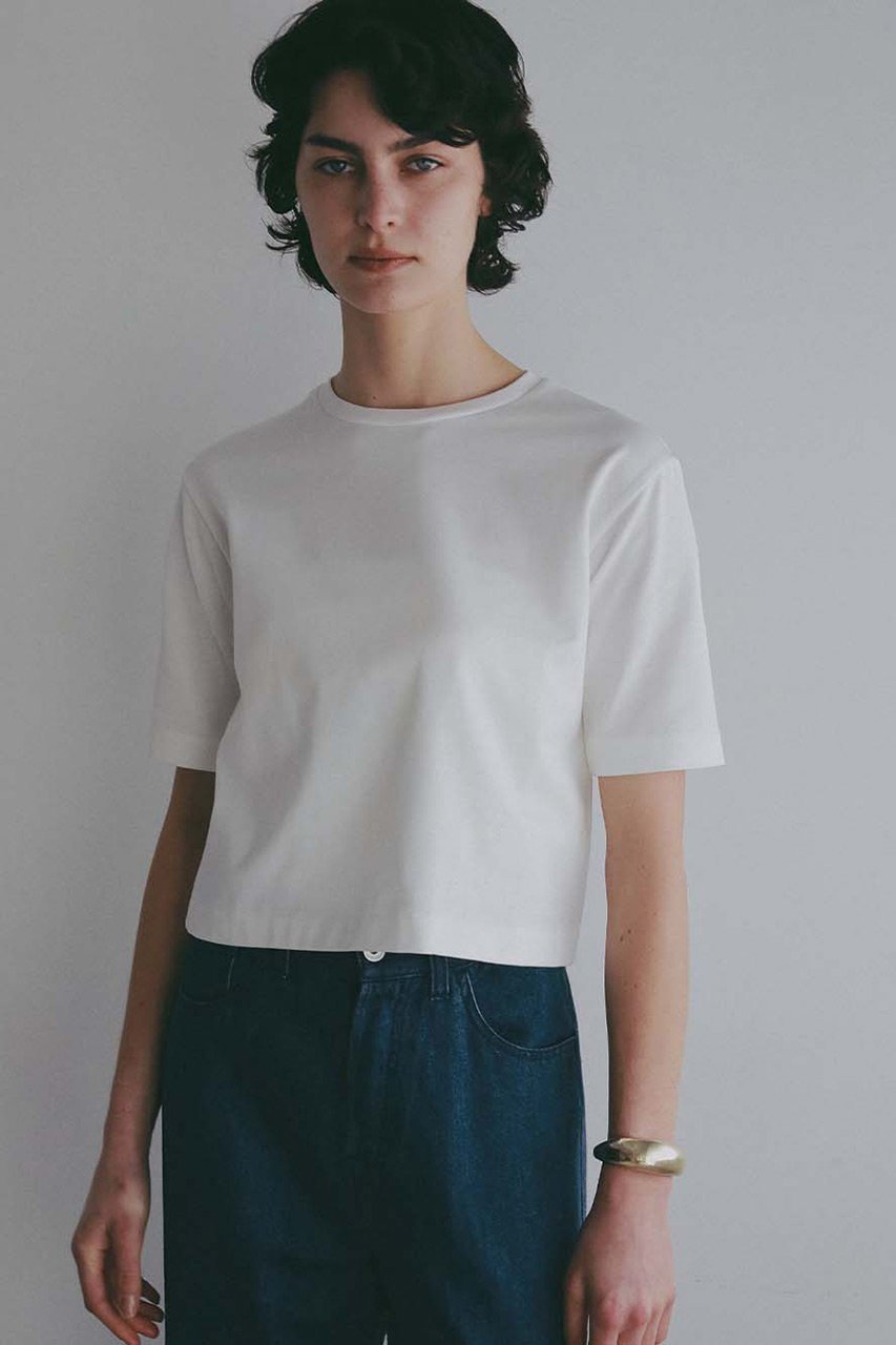 【ハー/HER.】のコンパクトTシャツ 大人の最旬トレンドファッション＆コーディネート founy(ファウニー) 　ファッション　Fashion　レディースファッション　Fashion for Women　トップス・カットソー　Cut & Sew Tops　シャツ・ブラウス・オフィスカジュアル　Elegant Blouses & Button-Ups　ロングTシャツ・Tシャツ　Longline T-Shirts & Tees　カットソー・ベーシックTシャツ　Cut-and-Sewn Tops / Stretch Tees & Basics　カリフォルニア　California, Cali Style　コンパクト　Compact, Small Size　ショート　Short, Short Length　スリーブ　Sleeve, Long Sleeve / Short Sleeve　トレンド　Trend, Trending Now　バランス　Balance, Style Balance　ボトム　Bottoms, Lower Wear　新作・新入荷　New Arrivals / New In　other-7|ID: prp329100004984061 ipo3291000000037336469