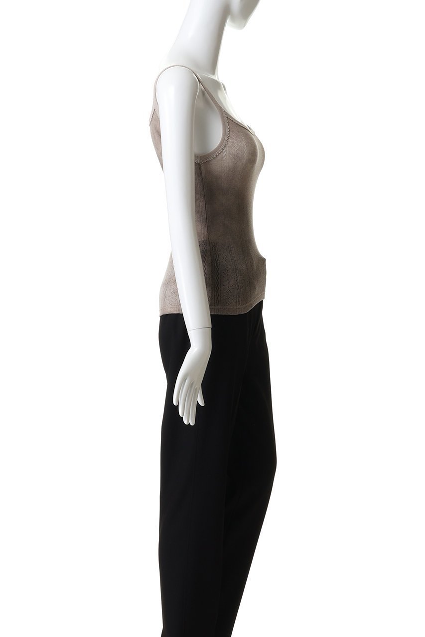 【マディソンブルー/MADISONBLUE】のEMBROIDERED TRIM CAMISOLE TIE-DYE タイダイキャミソール 大人の最旬トレンドファッション＆コーディネート founy(ファウニー) 　ファッション　Fashion　レディースファッション　Fashion for Women　トップス・カットソー　Cut & Sew Tops　キャミソール&ノースリーブ　Camisoles & Sleeveless Tops　シャツ・ブラウス・オフィスカジュアル　Elegant Blouses & Button-Ups　ロングTシャツ・Tシャツ　Longline T-Shirts & Tees　カットソー・ベーシックTシャツ　Cut-and-Sewn Tops / Stretch Tees & Basics　インナー　Innerwear　ガーリー　Girly, Feminine Style　キャミソール　Camisole, Spaghetti Strap Top　タンク　Tank Top, Sleeveless Top　パターン　Pattern, Design Print　フィット　Fit, Slim Fit　メッシュ　Mesh, Net Fabric　モチーフ　Motif, Design Theme　新作・新入荷　New Arrivals / New In　other-3|ID: prp329100004984068 ipo3291000000037336550