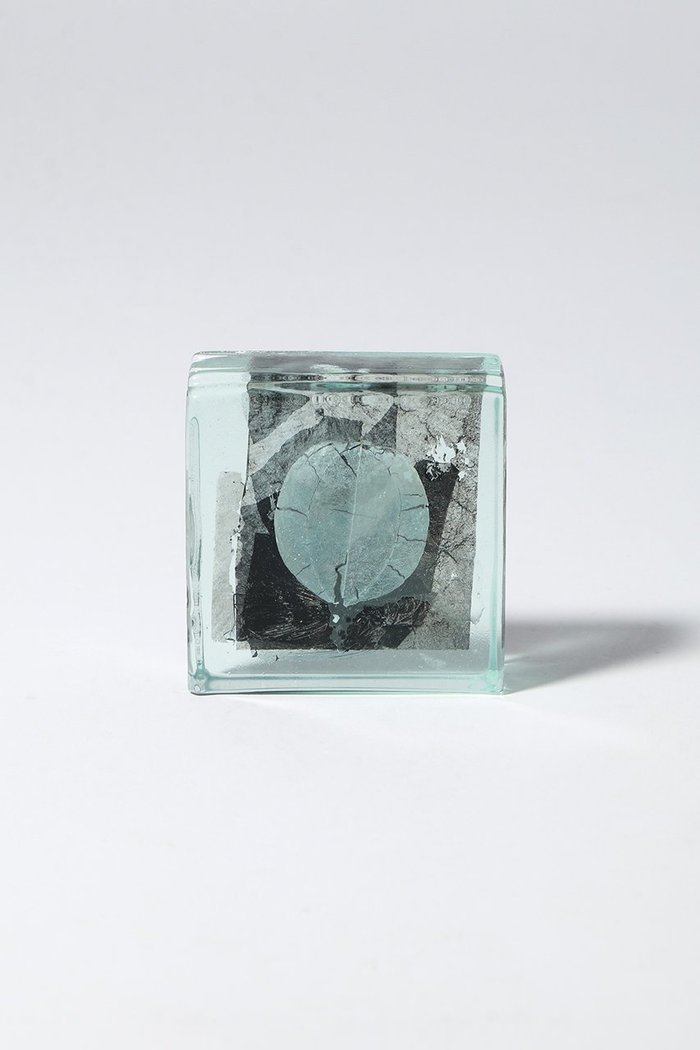 【ミエ マツバラ/Mie Matsuyama / GOODS】のBotanical Cube サンキライ インテリア・キッズ・メンズ・レディースファッション・服の通販 founy(ファウニー) https://founy.com/ ガラス Glass, Glassware 新作・新入荷 New Arrivals / New In |ID: prp329100004984071 ipo3291000000037336562