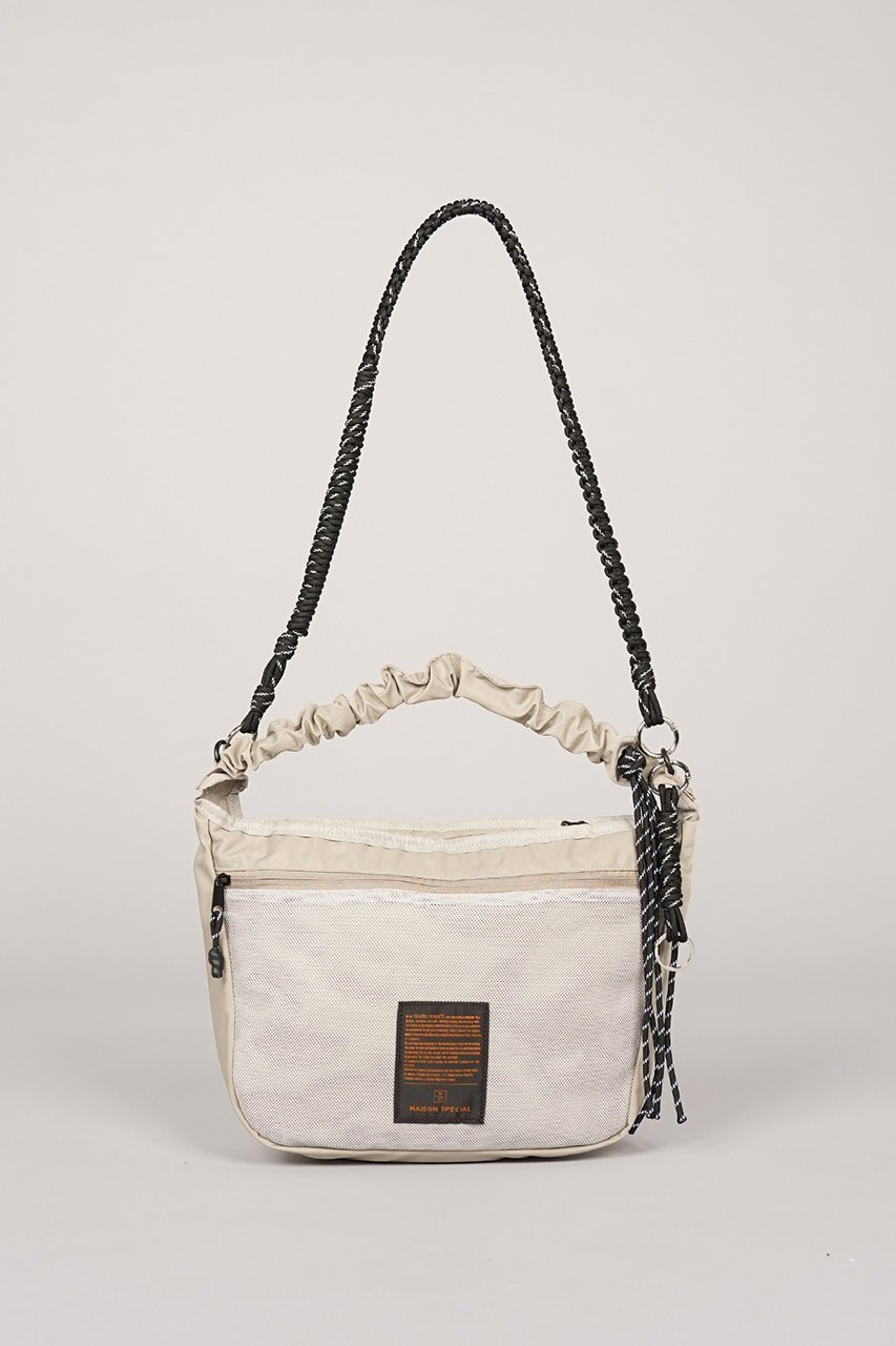 【メゾンスペシャル/MAISON SPECIAL】の【UNISEX】【THEATRE PRODUCTS】Collaboration Multiway Mesh Pocket Puffer Bag インテリア・キッズ・メンズ・レディースファッション・服の通販 founy(ファウニー) 　ファッション　Fashion　レディースファッション　Fashion for Women　バッグ　Bags　キーホルダー　Keychain, Key Holder　ギャザー　Gathered, Ruffled　コンパクト　Compact, Small Size　軽量　Lightweight, Ultra Light　ショルダー　Shoulder, Shoulder Strap　スポーティ　Sporty, Casual Athletic　スマート　Smart, Elegant　テクスチャー　Texture, Textured Fabric　バランス　Balance, Style Balance　フォルム　Silhouette, Form　フロント　Front, Front Design　ポケット　Pocket, Pocket Detail　メッシュ　Mesh, Net Fabric　モダン　Modern, Contemporary　ユニセックス　Unisex, Genderless　新作・新入荷　New Arrivals / New In　G.BGE(グレーベージュ)|ID: prp329100004986410 ipo3291000000037350322