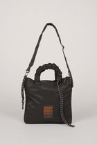 【メゾンスペシャル/MAISON SPECIAL】の【UNISEX】【THEATRE PRODUCTS】Collaboration Multiway Puffer Small Tote Bag 大人の最旬トレンドファッション＆コーディネート founy(ファウニー) ファッション Fashion レディースファッション Fashion for Women バッグ Bags キーホルダー Keychain, Key Holder クッション Cushion, Throw Pillow 軽量 Lightweight, Ultra Light ショルダー Shoulder, Shoulder Strap シンプル Simple, Minimal テクスチャー Texture, Textured Fabric バランス Balance, Style Balance フォルム Silhouette, Form モダン Modern, Contemporary ユニセックス Unisex, Genderless 新作・新入荷 New Arrivals / New In thumbnail BLK(ブラック)|ID: prp329100004986427 ipo3291000000037350439