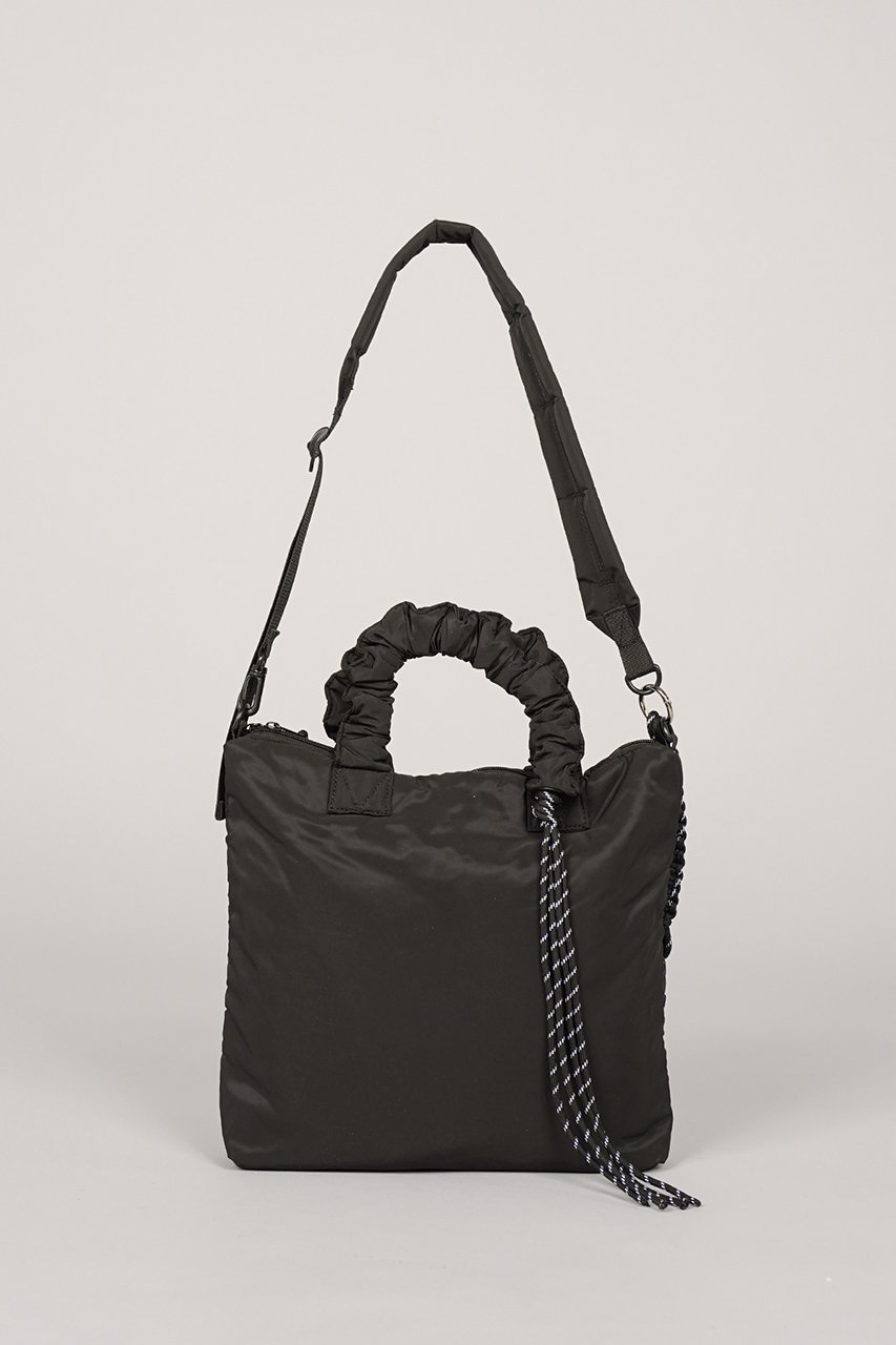 【メゾンスペシャル/MAISON SPECIAL】の【UNISEX】【THEATRE PRODUCTS】Collaboration Multiway Puffer Small Tote Bag 大人の最旬トレンドファッション＆コーディネート founy(ファウニー) 　ファッション　Fashion　レディースファッション　Fashion for Women　バッグ　Bags　キーホルダー　Keychain, Key Holder　クッション　Cushion, Throw Pillow　軽量　Lightweight, Ultra Light　ショルダー　Shoulder, Shoulder Strap　シンプル　Simple, Minimal　テクスチャー　Texture, Textured Fabric　バランス　Balance, Style Balance　フォルム　Silhouette, Form　モダン　Modern, Contemporary　ユニセックス　Unisex, Genderless　新作・新入荷　New Arrivals / New In　other-3|ID: prp329100004986427 ipo3291000000037350442