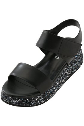 【スタッカート/STACCATO】 グリッターソールサンダル大人の最旬トレンドファッション＆コーディネート founy(ファウニー) ファッション Fashion レディースファッション Fashion for Women グリッター Glitter, Sparkle サンダル Sandals, Summer Shoes フィット Fit, Slim Fit ラップ Wrap, Wrap Design 定番 Standard, Basic Item 新作・新入荷 New Arrivals / New In |ID:prp329100004986436