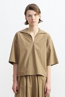 【プレインピープル/PLAIN PEOPLE】のウォッシャブルタイプライタースキッパープルオーバー 大人の最旬トレンドファッション＆コーディネート founy(ファウニー) ファッション Fashion レディースファッション Fashion for Women トップス・カットソー Cut & Sew Tops シャツ・ブラウス・オフィスカジュアル Elegant Blouses & Button-Ups カジュアルプルオーバー・ニットトップス Pullovers & Knit Tops / Casual Pullovers なめらか Smooth, Silky Texture ショート Short, Short Length スキッパー Skipper, Open Collar スリーブ Sleeve, Long Sleeve / Short Sleeve タイプライター Typewriter Fabric, Crisp Cotton バランス Balance, Style Balance ボトム Bottoms, Lower Wear 新作・新入荷 New Arrivals / New In |ID:prp329100004986455