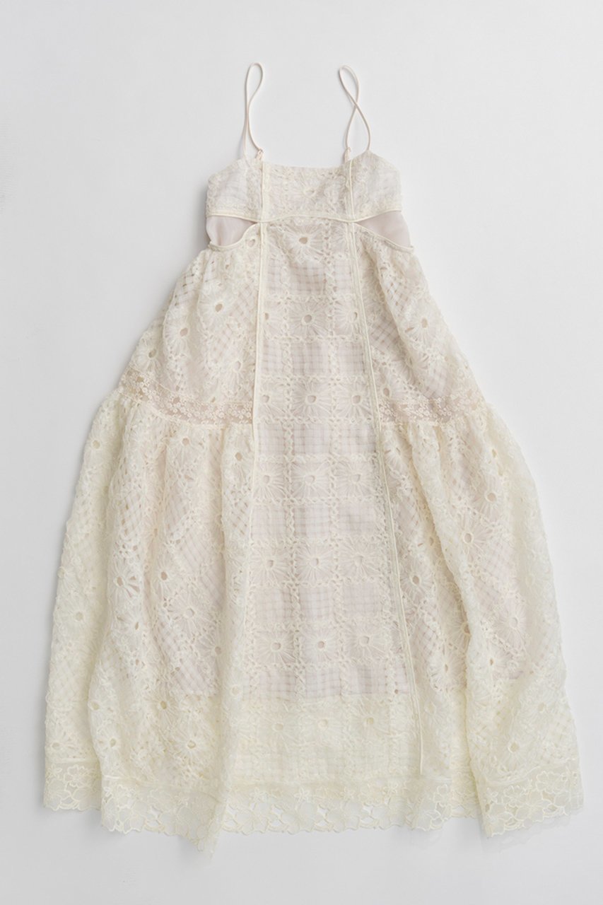 【メゾンスペシャル/MAISON SPECIAL】のEmbroidered Tiered Cami Dress/エンブロイダリーティアードキャミワンピース インテリア・キッズ・メンズ・レディースファッション・服の通販 founy(ファウニー) 　ファッション　Fashion　レディースファッション　Fashion for Women　ワンピース　Dresses　フォーマル・パーティードレス・結婚式用ドレス　Elegant & Casual Dresses　キャミソールワンピース　Camisole Dresses　チュニック　Tunic Tops & Dresses　オケージョン　Occasion Wear　シンプル　Simple, Minimal　チュニック　Tunic, Long Top　テクスチャー　Texture, Textured Fabric　バランス　Balance, Style Balance　レース　Lace, Lace Fabric　ロング　Long, Long-Length　エレガント 上品　Elegant　夏　Summer　新作・新入荷　New Arrivals / New In　WHT(ホワイト)|ID: prp329100004986982 ipo3291000000037357789