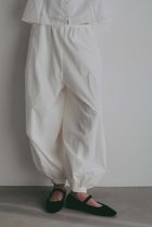 【ハー/HER.】の【5/14 12:00販売開始】コットンナイロンバルーンパンツ オフホワイト|ID: prp329100004987824 ipo3291000000037365245