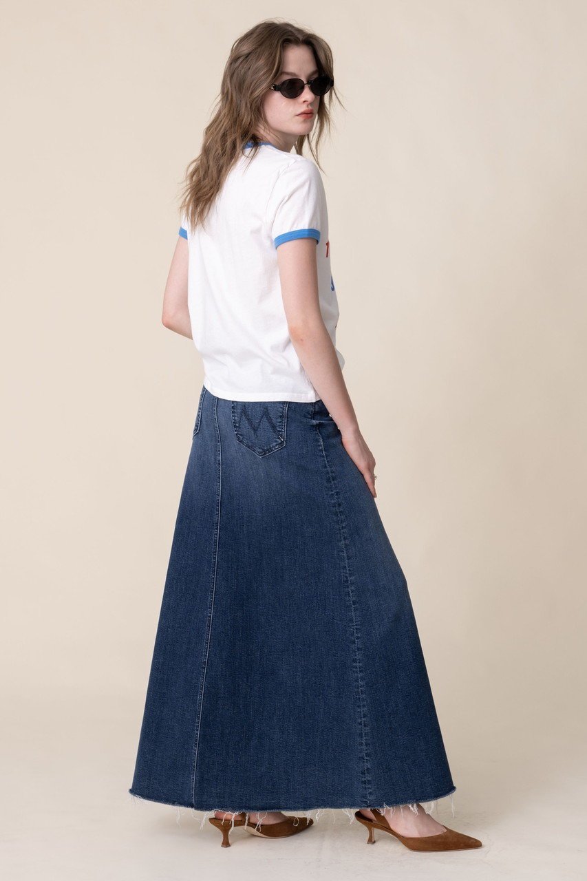 【マザー/MOTHER】の【日本別注】THE CIRCLE MAXI FRAY SKIRT デニムマキシスカート (FMH) 大人の最旬トレンドファッション＆コーディネート founy(ファウニー) 　ファッション　Fashion　レディースファッション　Fashion for Women　スカート　Skirts　ロングスカート　Long Skirts / Maxi & Midi Skirts　カットオフ　Cut-Off Design　クロップド　Cropped, Short Length　コンパクト　Compact, Small Size　デニム　Denim, Jeans Material　マキシ　Maxi, Full Length　ロング　Long, Long-Length　今季　This Season, Current Season　別注　Limited Edition, Custom Order　定番　Standard, Basic Item　新作・新入荷　New Arrivals / New In　other-8|ID: prp329100004990477 ipo3291000000037379575