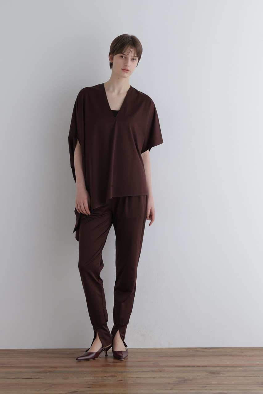 【ル フィル/LE PHIL】のキュプラジャージパンツ 大人の最旬トレンドファッション＆コーディネート founy(ファウニー) 　ファッション　Fashion　レディースファッション　Fashion for Women　パンツ　Pants & Trousers　カットソー　Cut and Sewn Top　キュプラ　Cupro, Eco Fabric　サテン　Satin, Glossy Fabric　シンプル　Simple, Minimal　スタンダード　Standard, Basic　スリット　Slit, Slit Detail　ドレープ　Drape, Draping Fabric　定番　Standard, Basic Item　リラックス　Relax, Relaxed Fit　エレガント 上品　Elegant　新作・新入荷　New Arrivals / New In　other-3|ID: prp329100004990483 ipo3291000000037379631