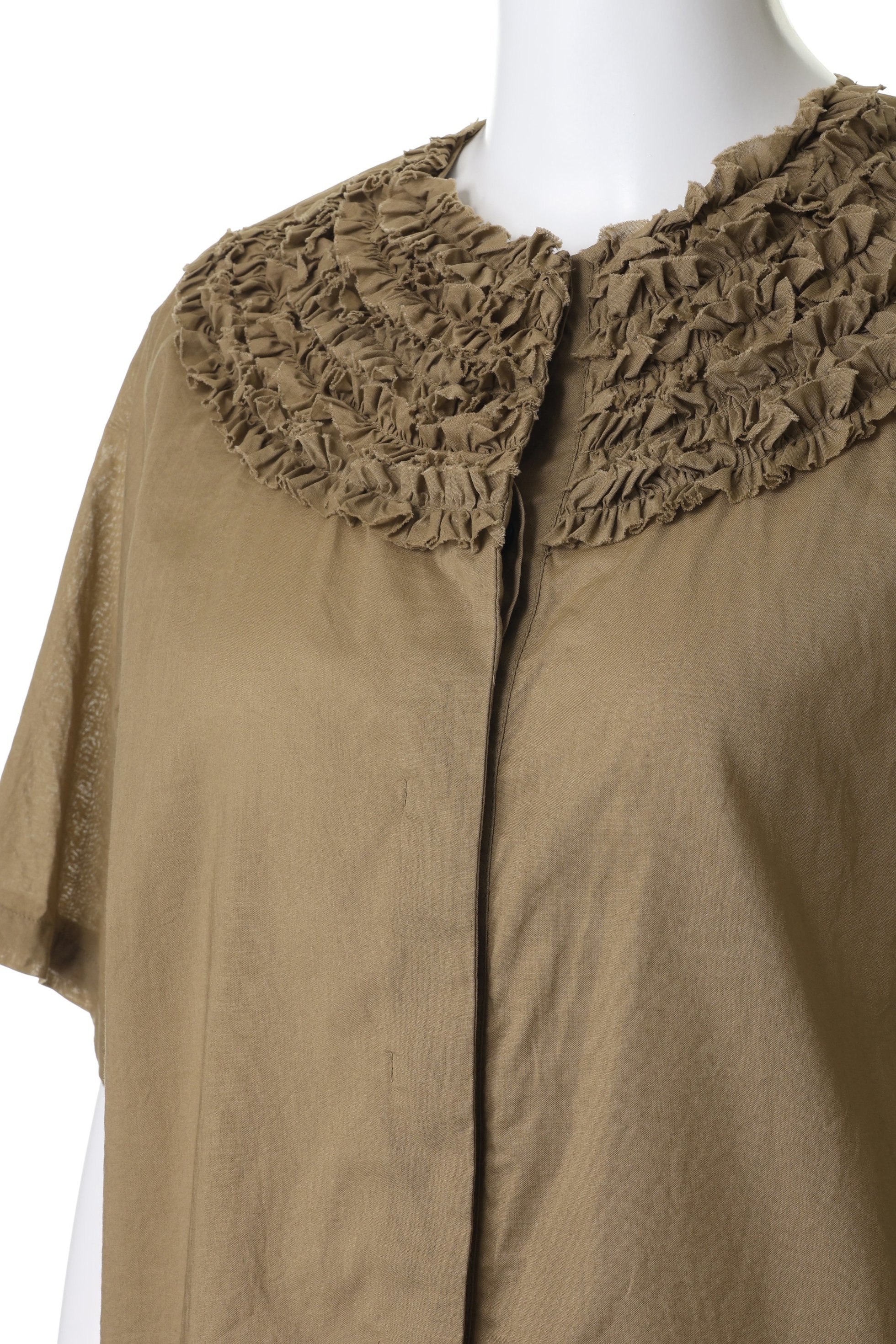 【ミズイロ インド/mizuiro ind】のfrill design crew neck shirt シャツ 大人の最旬トレンドファッション＆コーディネート founy(ファウニー) 　ファッション　Fashion　レディースファッション　Fashion for Women　トップス・カットソー　Cut & Sew Tops　シャツ・ブラウス・オフィスカジュアル　Elegant Blouses & Button-Ups　なめらか　Smooth, Silky Texture　ショート　Short, Short Length　スリーブ　Sleeve, Long Sleeve / Short Sleeve　バランス　Balance, Style Balance　フリル　Frill, Ruffle　エレガント 上品　Elegant　新作・新入荷　New Arrivals / New In　other-5|ID: prp329100004990529 ipo3291000000037379946