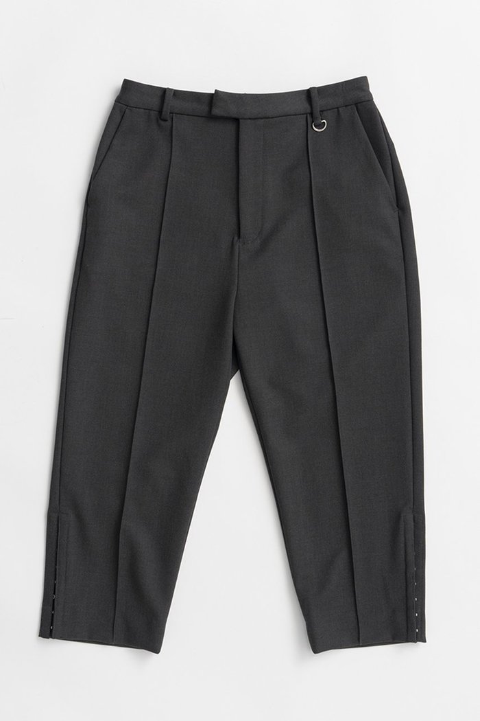 【プランク プロジェクト/PRANK PROJECT】のサイドフックカプリパンツ / Side Hook Capri Pants インテリア・キッズ・メンズ・レディースファッション・服の通販 founy(ファウニー) https://founy.com/ ファッション Fashion レディースファッション Fashion for Women パンツ Pants & Trousers ショートパンツ・ハーフパンツ High-Waisted & Relaxed Shorts ショート Short, Short Length ジャケット Jacket, Outerwear チュニック Tunic, Long Top ドレス Dress, One-Piece ボトム Bottoms, Lower Wear 新作・新入荷 New Arrivals / New In |ID: prp329100004992195 ipo3291000000037386536