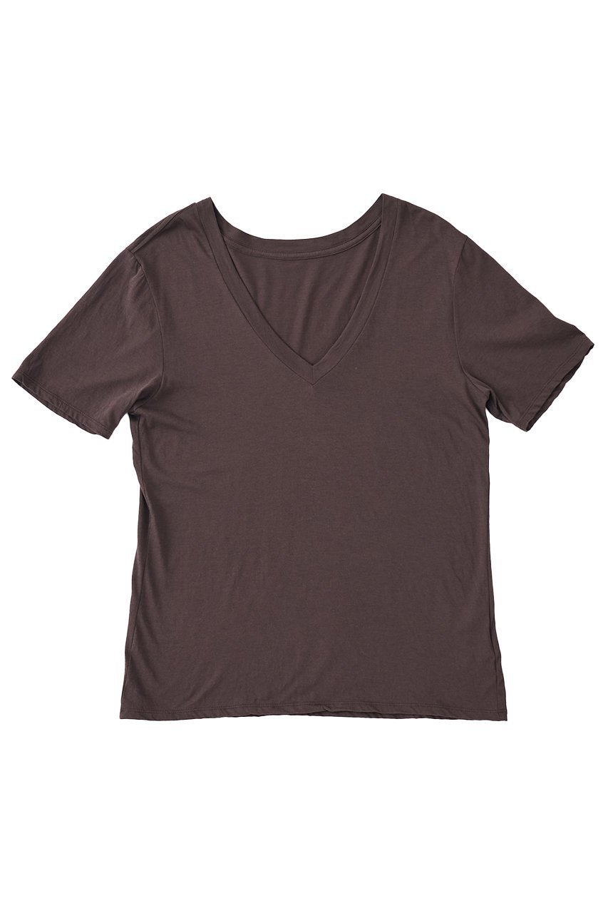 【ザ ストア バイ シー/THE STORE by C】の【COCUCA】Vネックカットプルオーバー インテリア・キッズ・メンズ・レディースファッション・服の通販 founy(ファウニー) 　ファッション　Fashion　レディースファッション　Fashion for Women　トップス・カットソー　Cut & Sew Tops　シャツ・ブラウス・オフィスカジュアル　Elegant Blouses & Button-Ups　ロングTシャツ・Tシャツ　Longline T-Shirts & Tees　カジュアルプルオーバー・ニットトップス　Pullovers & Knit Tops / Casual Pullovers　カットソー・ベーシックTシャツ　Cut-and-Sewn Tops / Stretch Tees & Basics　Vネックトップス　V-Neck Tops / V-Cut Neckline Shirts　イタリア　Italy　インナー　Innerwear　コンパクト　Compact, Small Size　ショート　Short, Short Length　スペシャル　Special, Limited Edition　スリーブ　Sleeve, Long Sleeve / Short Sleeve　バランス　Balance, Style Balance　新作・新入荷　New Arrivals / New In　チョコ|ID: prp329100004992201 ipo3291000000037386597