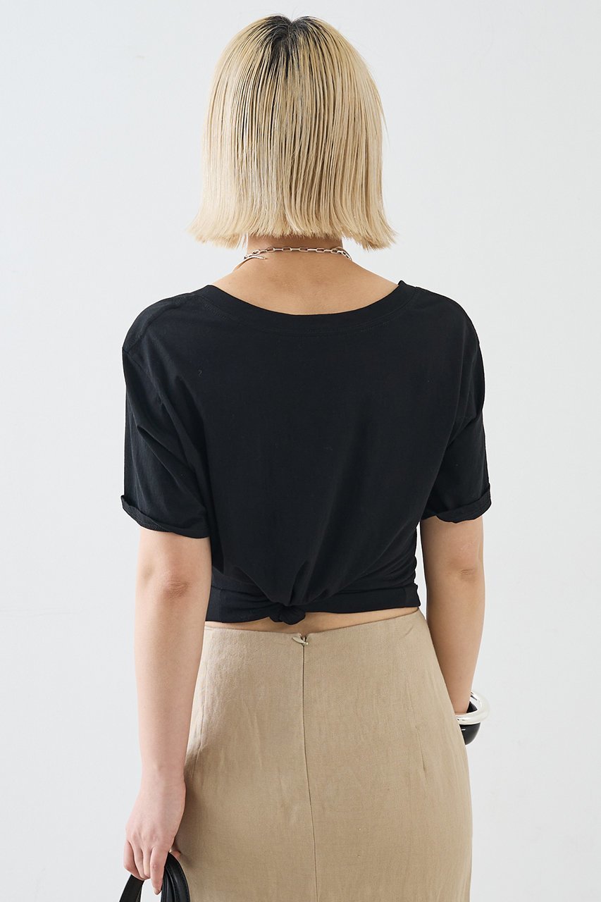 【ザ ストア バイ シー/THE STORE by C】の【COCUCA】Vネックカットプルオーバー 大人の最旬トレンドファッション＆コーディネート founy(ファウニー) 　ファッション　Fashion　レディースファッション　Fashion for Women　トップス・カットソー　Cut & Sew Tops　シャツ・ブラウス・オフィスカジュアル　Elegant Blouses & Button-Ups　ロングTシャツ・Tシャツ　Longline T-Shirts & Tees　カジュアルプルオーバー・ニットトップス　Pullovers & Knit Tops / Casual Pullovers　カットソー・ベーシックTシャツ　Cut-and-Sewn Tops / Stretch Tees & Basics　Vネックトップス　V-Neck Tops / V-Cut Neckline Shirts　イタリア　Italy　インナー　Innerwear　コンパクト　Compact, Small Size　ショート　Short, Short Length　スペシャル　Special, Limited Edition　スリーブ　Sleeve, Long Sleeve / Short Sleeve　バランス　Balance, Style Balance　新作・新入荷　New Arrivals / New In　other-2|ID: prp329100004992201 ipo3291000000037386600