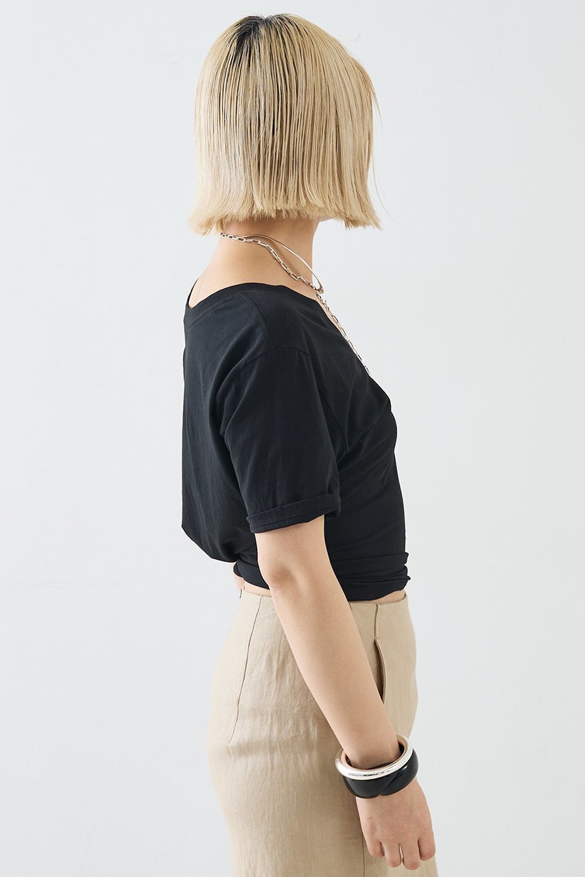 【ザ ストア バイ シー/THE STORE by C】の【COCUCA】Vネックカットプルオーバー 大人の最旬トレンドファッション＆コーディネート founy(ファウニー) 　ファッション　Fashion　レディースファッション　Fashion for Women　トップス・カットソー　Cut & Sew Tops　シャツ・ブラウス・オフィスカジュアル　Elegant Blouses & Button-Ups　ロングTシャツ・Tシャツ　Longline T-Shirts & Tees　カジュアルプルオーバー・ニットトップス　Pullovers & Knit Tops / Casual Pullovers　カットソー・ベーシックTシャツ　Cut-and-Sewn Tops / Stretch Tees & Basics　Vネックトップス　V-Neck Tops / V-Cut Neckline Shirts　イタリア　Italy　インナー　Innerwear　コンパクト　Compact, Small Size　ショート　Short, Short Length　スペシャル　Special, Limited Edition　スリーブ　Sleeve, Long Sleeve / Short Sleeve　バランス　Balance, Style Balance　新作・新入荷　New Arrivals / New In　other-3|ID: prp329100004992201 ipo3291000000037386601