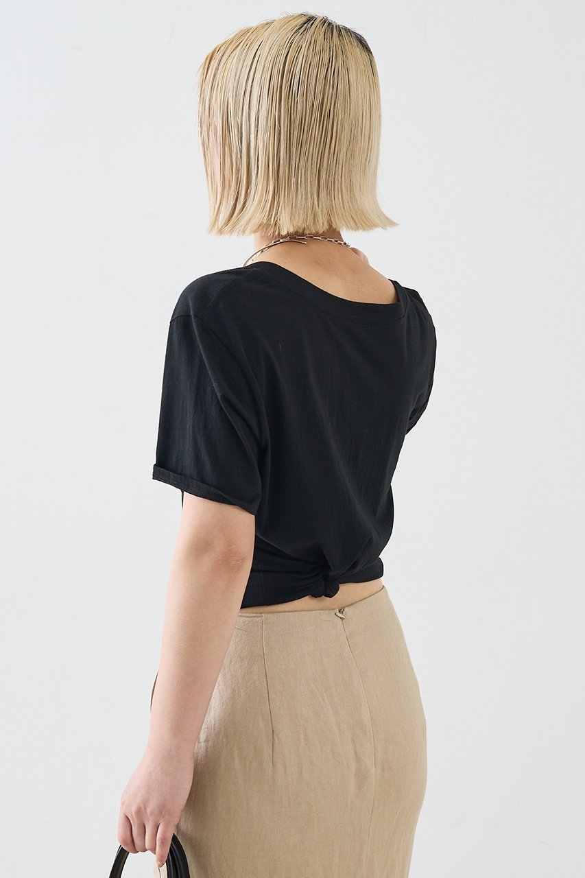 【ザ ストア バイ シー/THE STORE by C】の【COCUCA】Vネックカットプルオーバー 大人の最旬トレンドファッション＆コーディネート founy(ファウニー) 　ファッション　Fashion　レディースファッション　Fashion for Women　トップス・カットソー　Cut & Sew Tops　シャツ・ブラウス・オフィスカジュアル　Elegant Blouses & Button-Ups　ロングTシャツ・Tシャツ　Longline T-Shirts & Tees　カジュアルプルオーバー・ニットトップス　Pullovers & Knit Tops / Casual Pullovers　カットソー・ベーシックTシャツ　Cut-and-Sewn Tops / Stretch Tees & Basics　Vネックトップス　V-Neck Tops / V-Cut Neckline Shirts　イタリア　Italy　インナー　Innerwear　コンパクト　Compact, Small Size　ショート　Short, Short Length　スペシャル　Special, Limited Edition　スリーブ　Sleeve, Long Sleeve / Short Sleeve　バランス　Balance, Style Balance　新作・新入荷　New Arrivals / New In　other-4|ID: prp329100004992201 ipo3291000000037386602