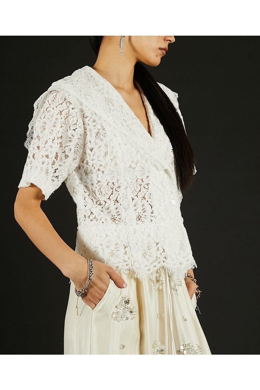 【プランク プロジェクト/PRANK PROJECT】のスカラップレースセーラーシャツ / Scallop Lace Sailor Shirt 大人の最旬トレンドファッション＆コーディネート founy(ファウニー) 　ファッション　Fashion　レディースファッション　Fashion for Women　トップス・カットソー　Cut & Sew Tops　シャツ・ブラウス・オフィスカジュアル　Elegant Blouses & Button-Ups　おすすめ　Recommended / Our Picks　オケージョン　Occasion Wear　クラシック　Classic, Timeless Style　ショート　Short, Short Length　スカラップ　Scallop, Scalloped Edge　スリーブ　Sleeve, Long Sleeve / Short Sleeve　バランス　Balance, Style Balance　レース　Lace, Lace Fabric　新作・新入荷　New Arrivals / New In　other-7|ID: prp329100004992218 ipo3291000000037386744