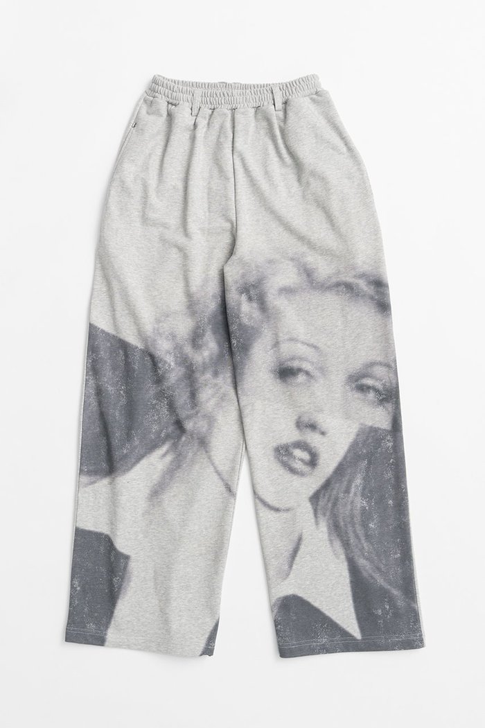 【プランク プロジェクト/PRANK PROJECT】のフェイスプリントスウェットパンツ / Face Print Sweatpants インテリア・キッズ・メンズ・レディースファッション・服の通販 founy(ファウニー) https://founy.com/ ファッション Fashion レディースファッション Fashion for Women パンツ Pants & Trousers グラフィック Graphic, Graphic Design プリント Print, Printed Pattern リラックス Relax, Relaxed Fit ワイド Wide, Wide Fit 夏 Summer 新作・新入荷 New Arrivals / New In |ID: prp329100004992219 ipo3291000000037386746